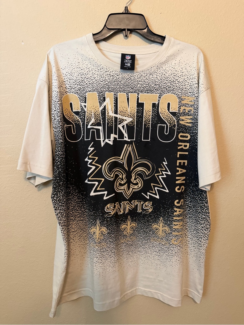 New Orleans Saints NFL Team Apparel New Era Men’s Large Graphic T-Shirt NWOT